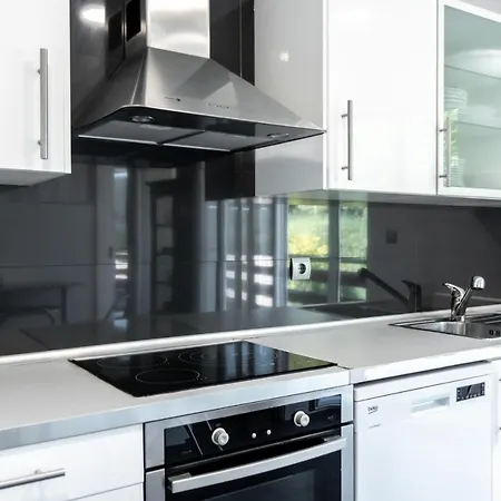 Sukarrieta By People Apartment