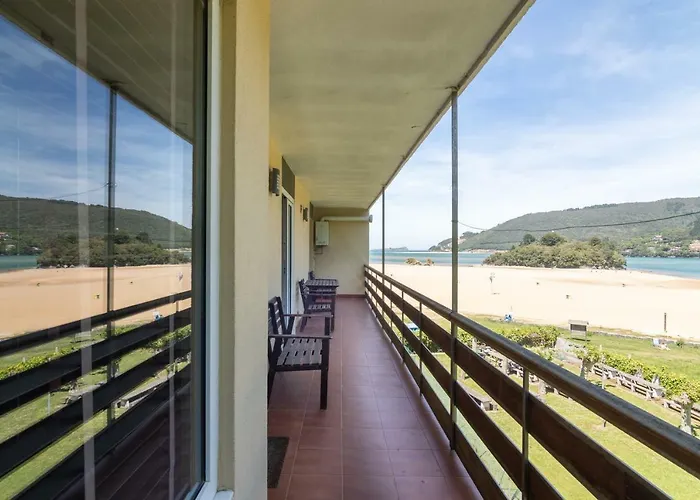 Sukarrieta By People Busturia