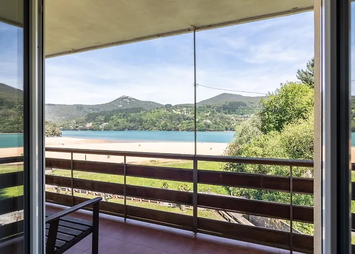 Sukarrieta By People Apartment Busturia