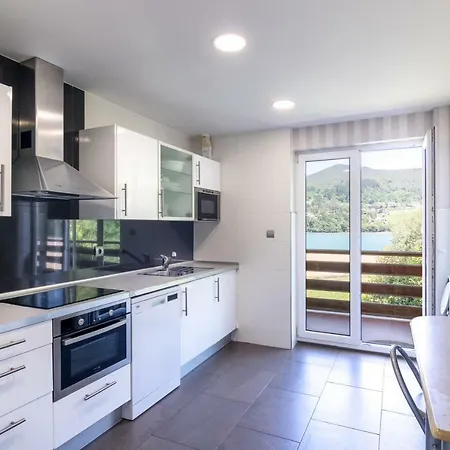 Sukarrieta By People Apartment Busturia